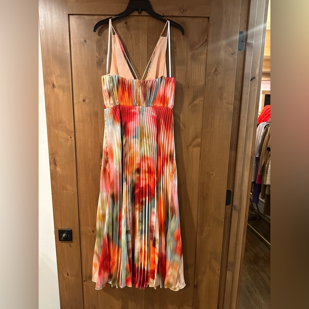 As It May Nylah Blurred Garden Pleated V-Neck Midi Dress - Picture 5 of 6